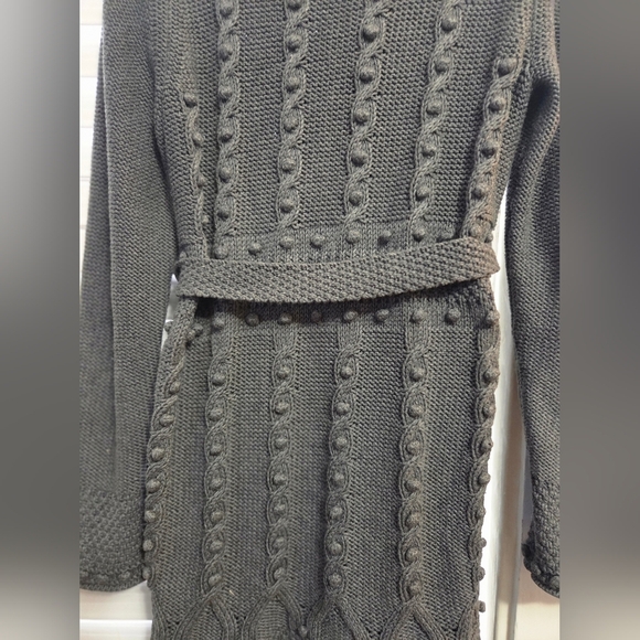 Cynthia Steffe Womend Gray Cardigan Sweater EUC Size M - Picture 3 of 11